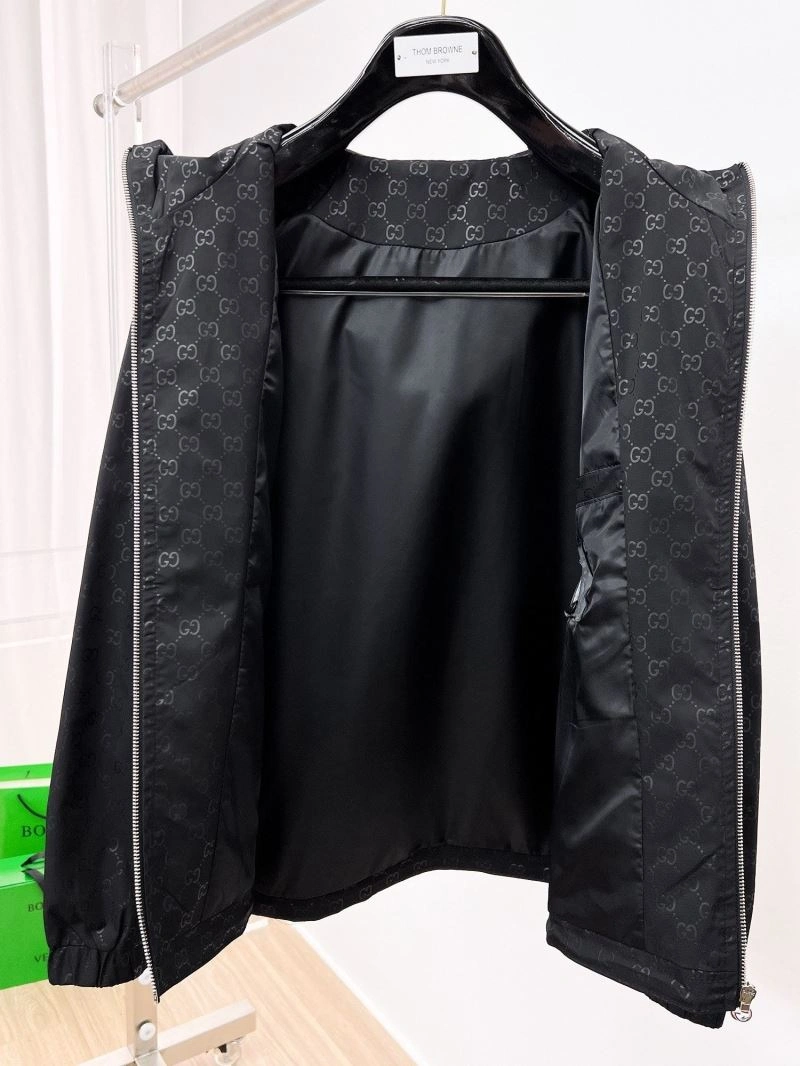 Sleek Gucci Outwear 125875