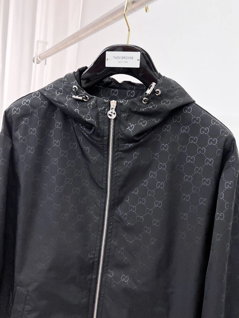 Sleek Gucci Outwear 125875