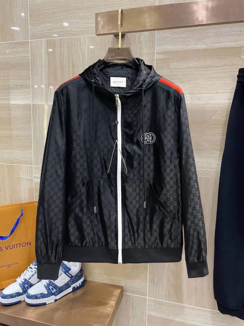 Gucci Outwear FreshLook 125903