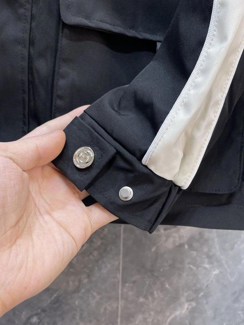 Modern Gucci Outwear 125868