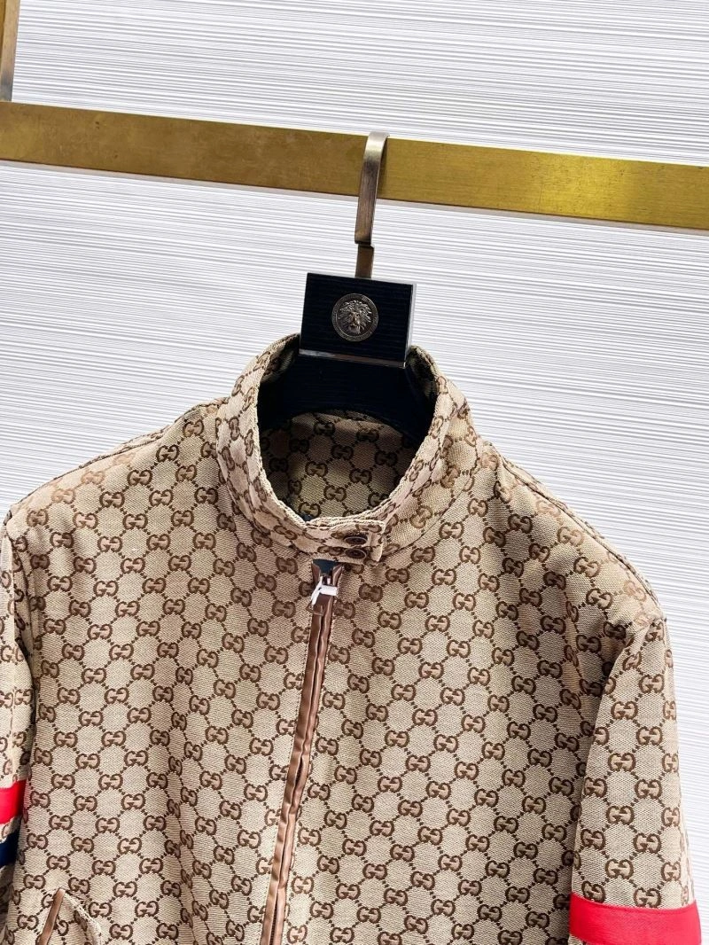 Bright Gucci Outwear 125866