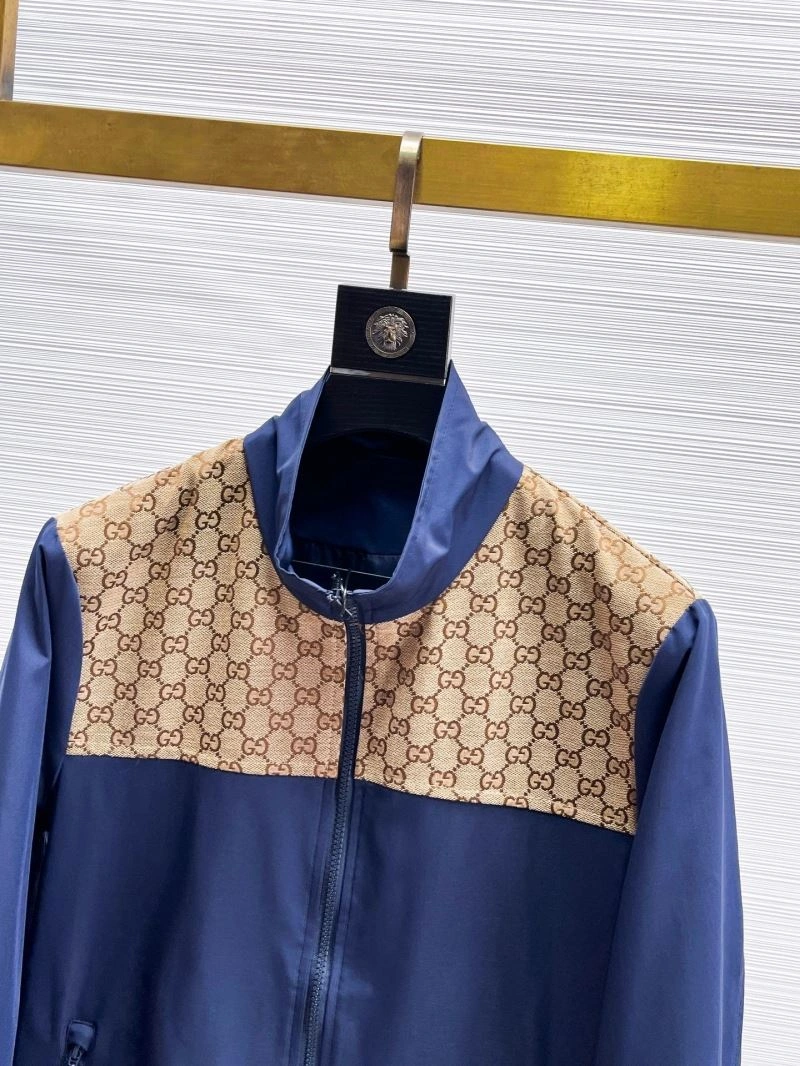 WaterResistant Gucci Outwear 125865