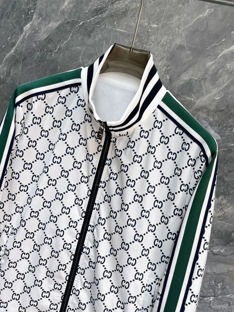 Gucci Outwear Comfortable 125835