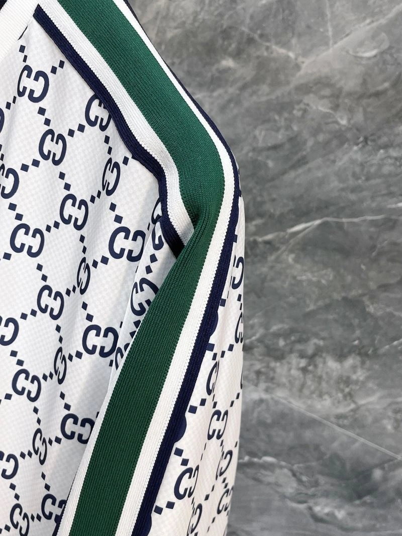 Gucci Outwear Comfortable 125835