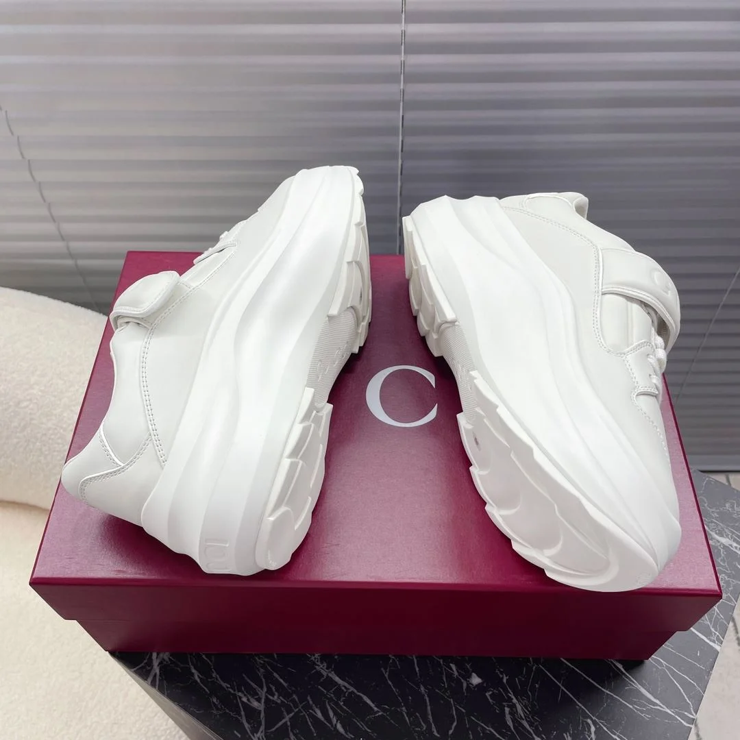 Snug Gucci Rhyton Shoes 24580