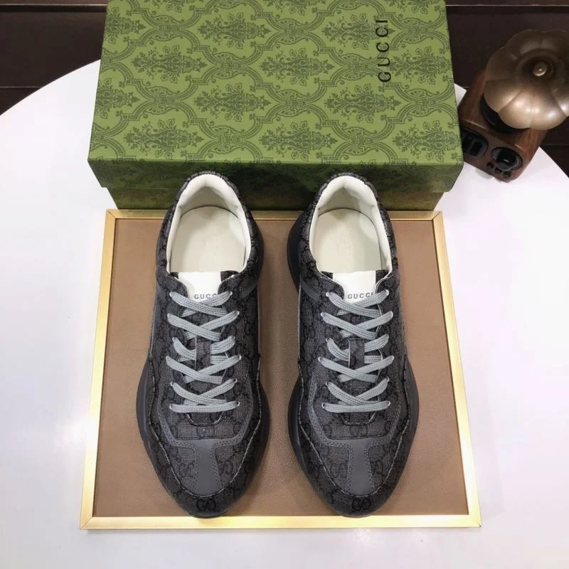 Versatile Gucci Rhyton Shoes 25366