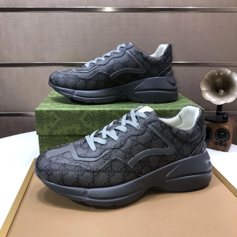 Versatile Gucci Rhyton Shoes 25366
