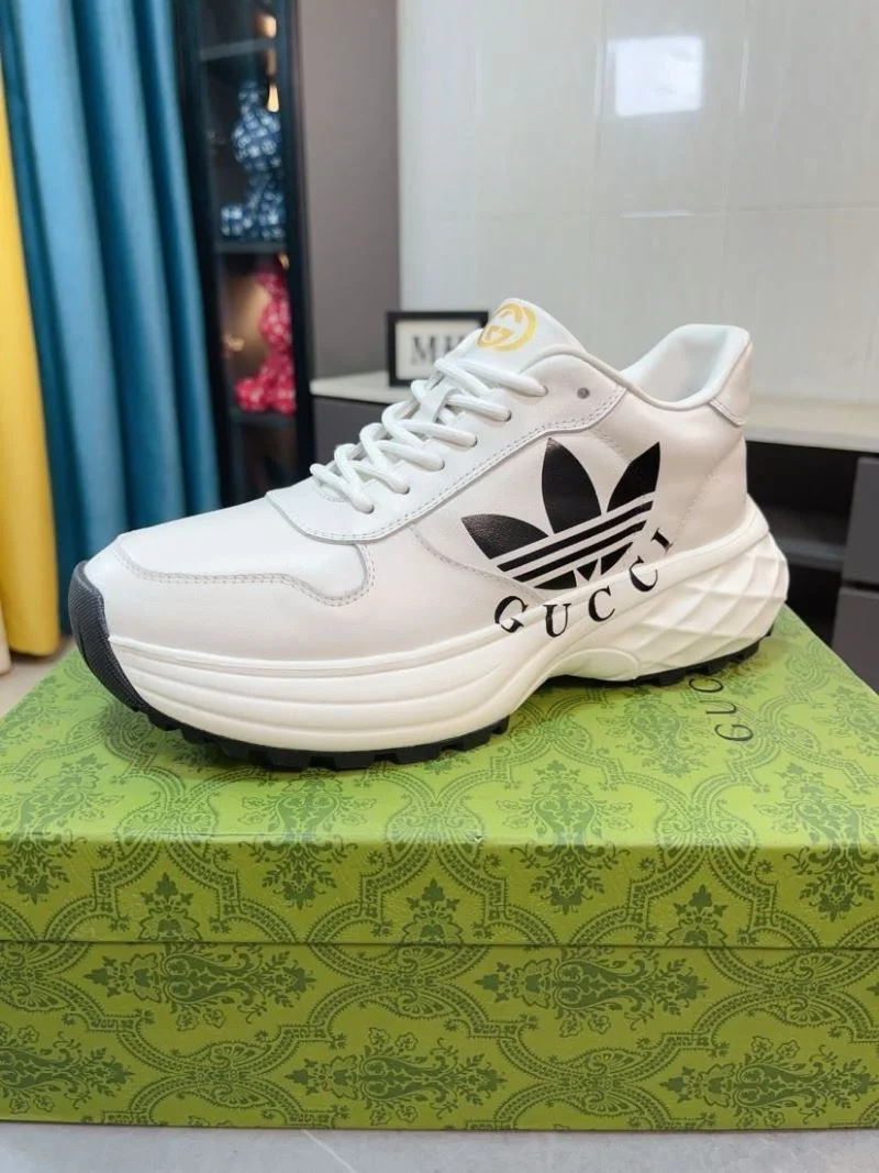 Gucci Rhyton Shoes Breathable 25343