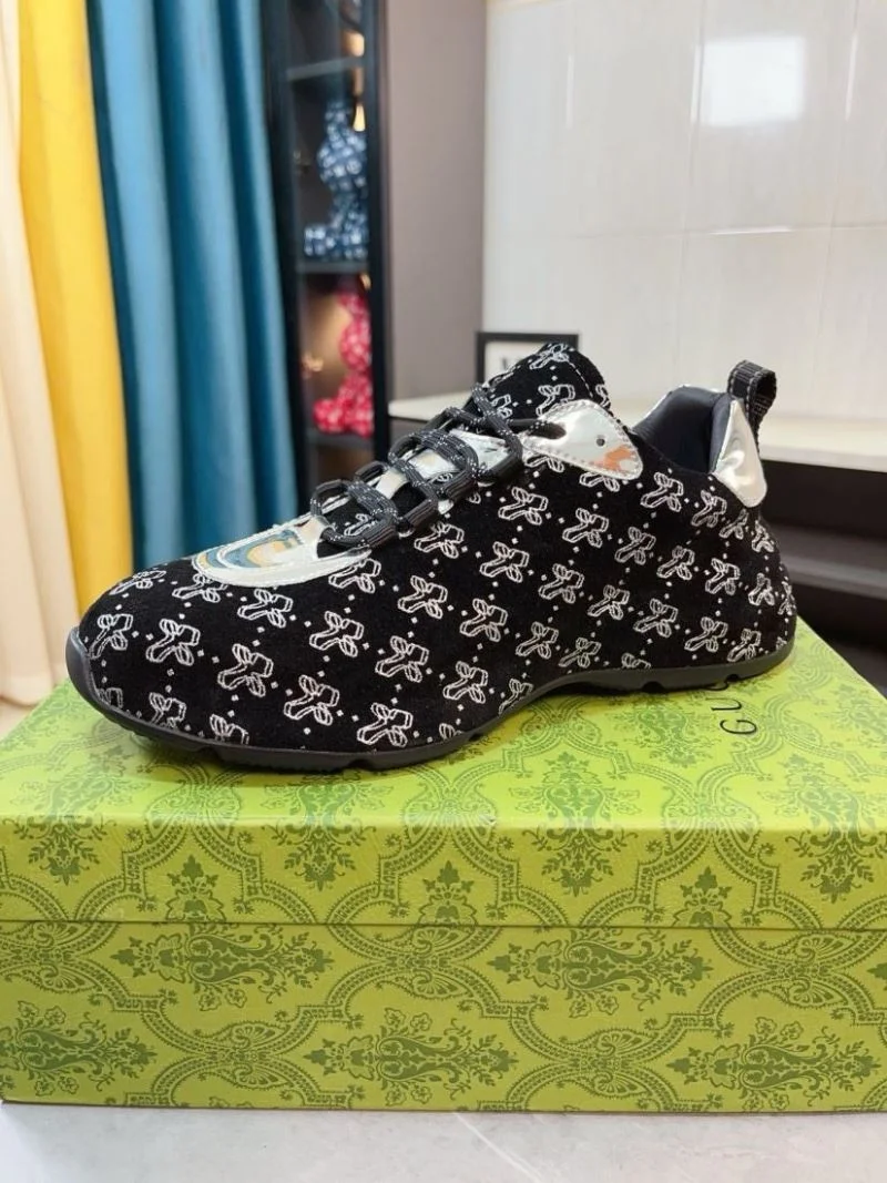 RelaxedFit Gucci Rhyton Shoes 25331