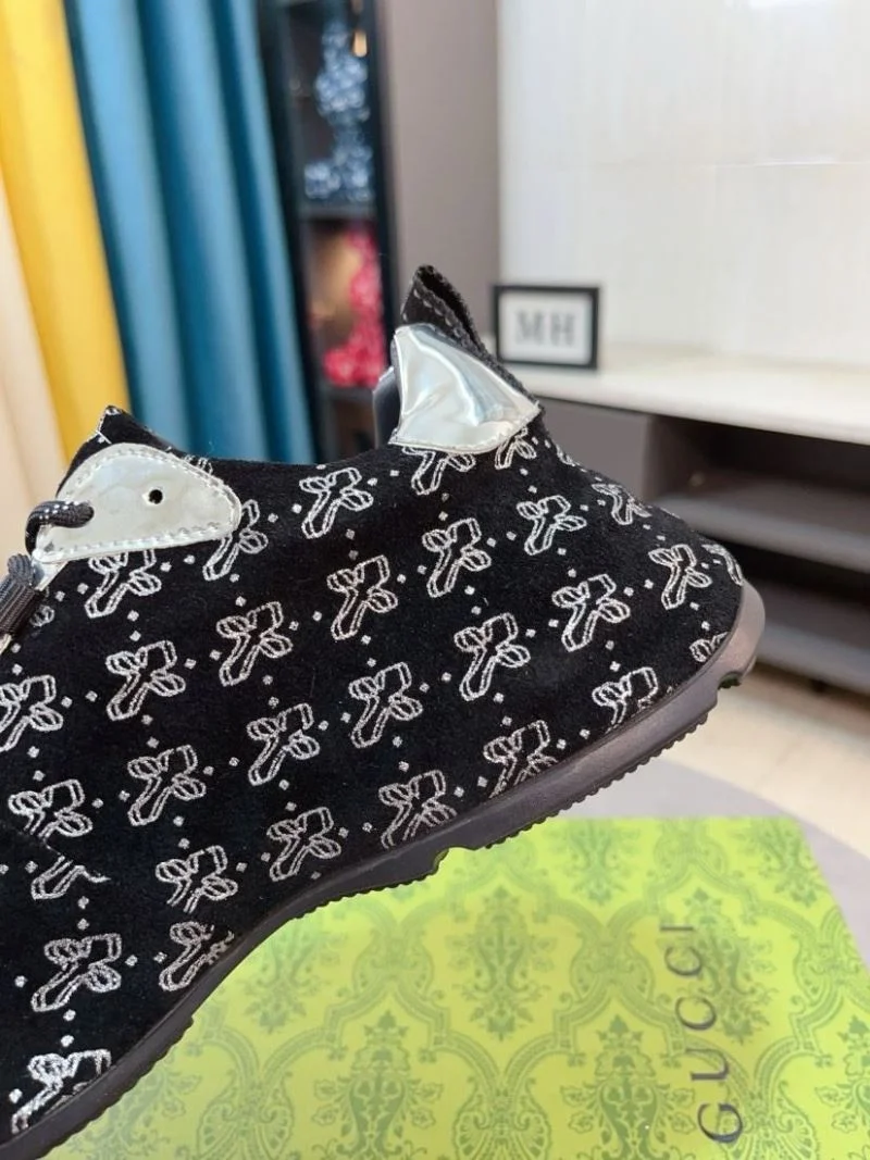 RelaxedFit Gucci Rhyton Shoes 25331