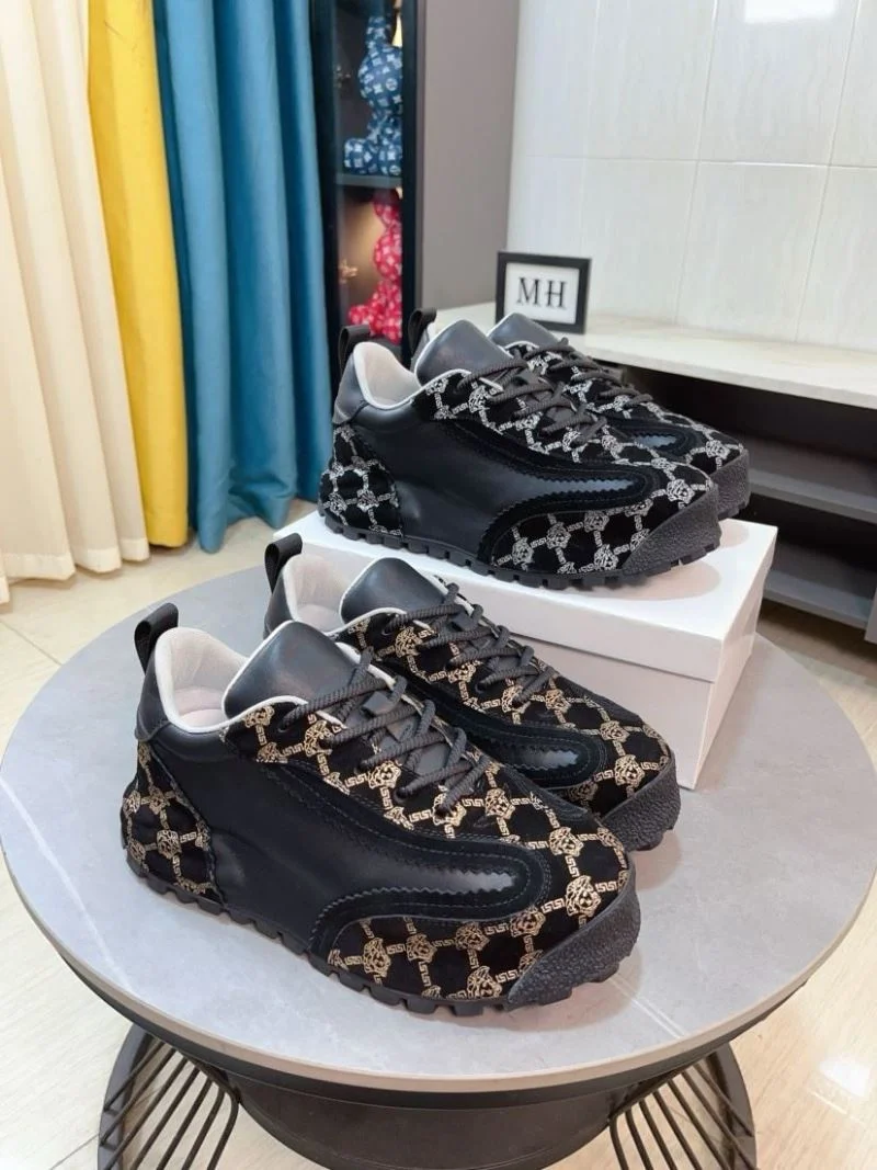 Gucci Rhyton Shoes Thermal 25319