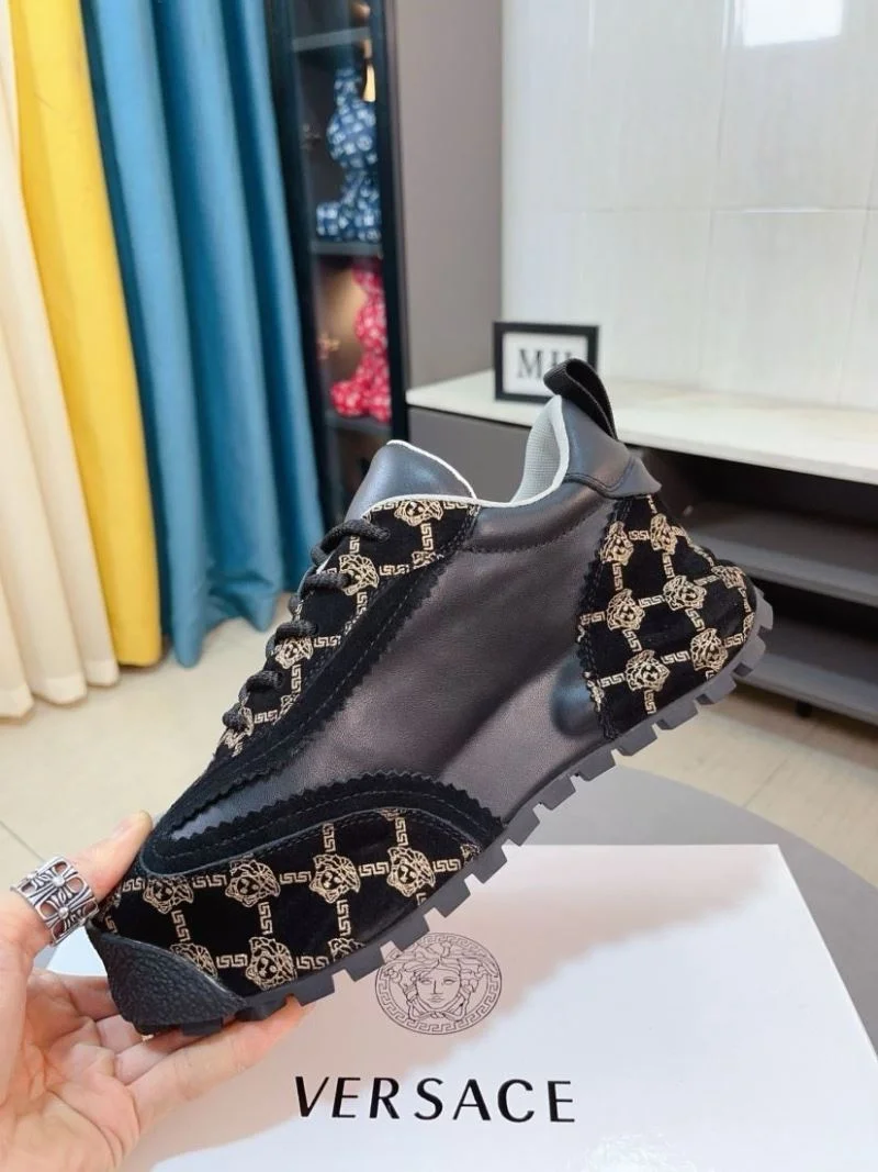Gucci Rhyton Shoes Thermal 25319