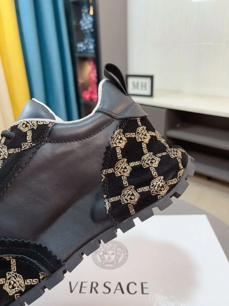 Gucci Rhyton Shoes Thermal 25319