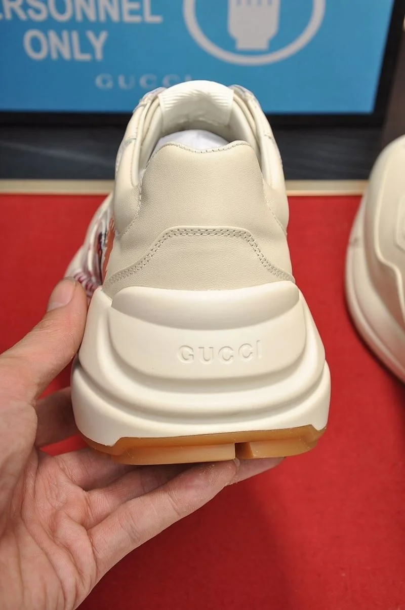Gucci Rhyton Shoes Minimalist 25297