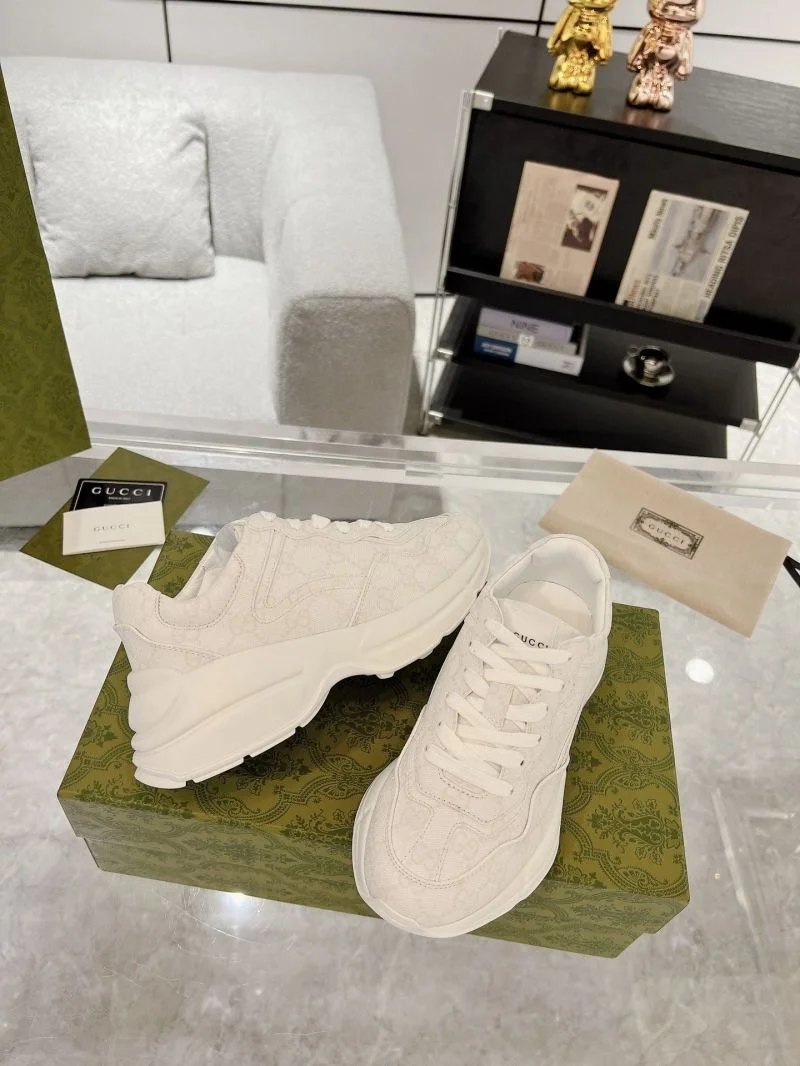 Lightweight Gucci Rhyton Shoes 26005