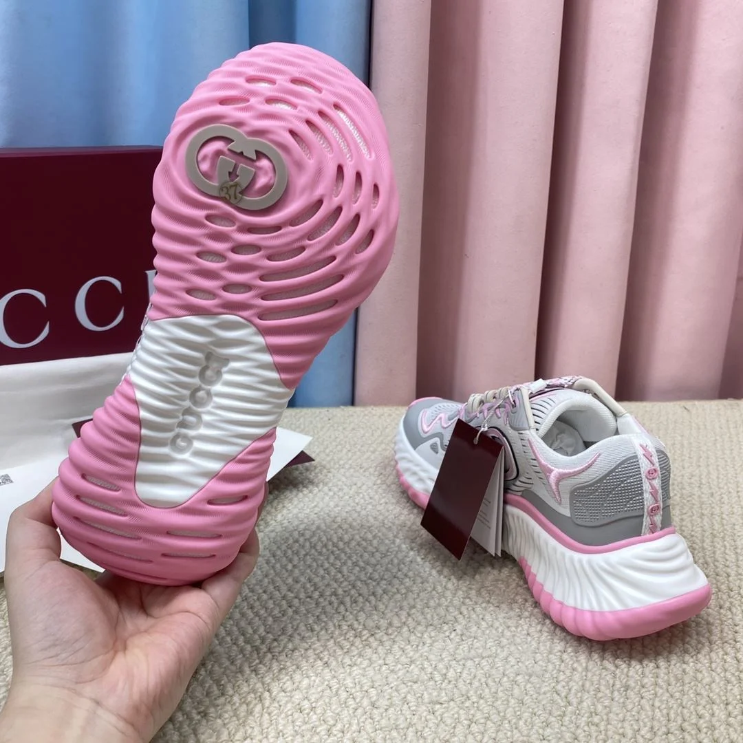 Gucci Rhyton Shoes EyeCatching 24425