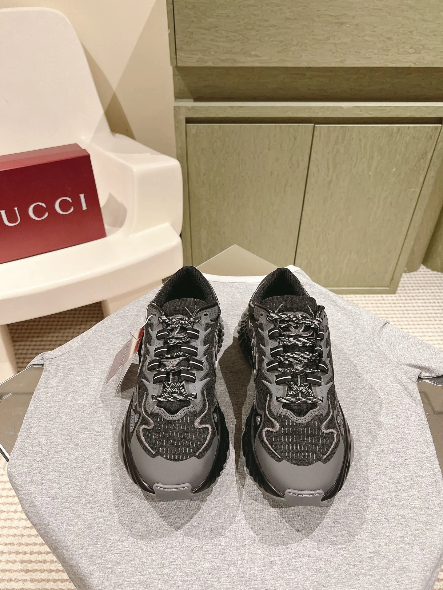Soft Gucci Rhyton Shoes 24415
