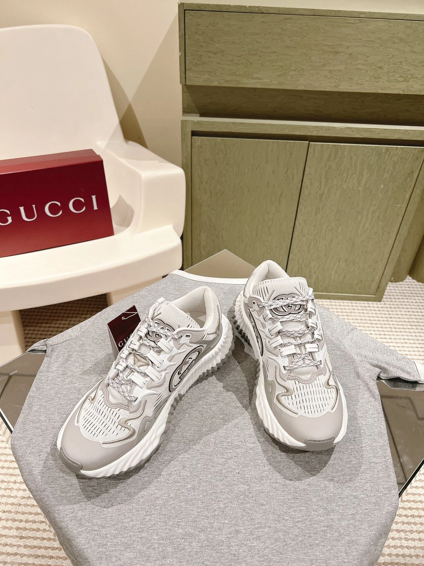 Breathable Gucci Rhyton Shoes 24422