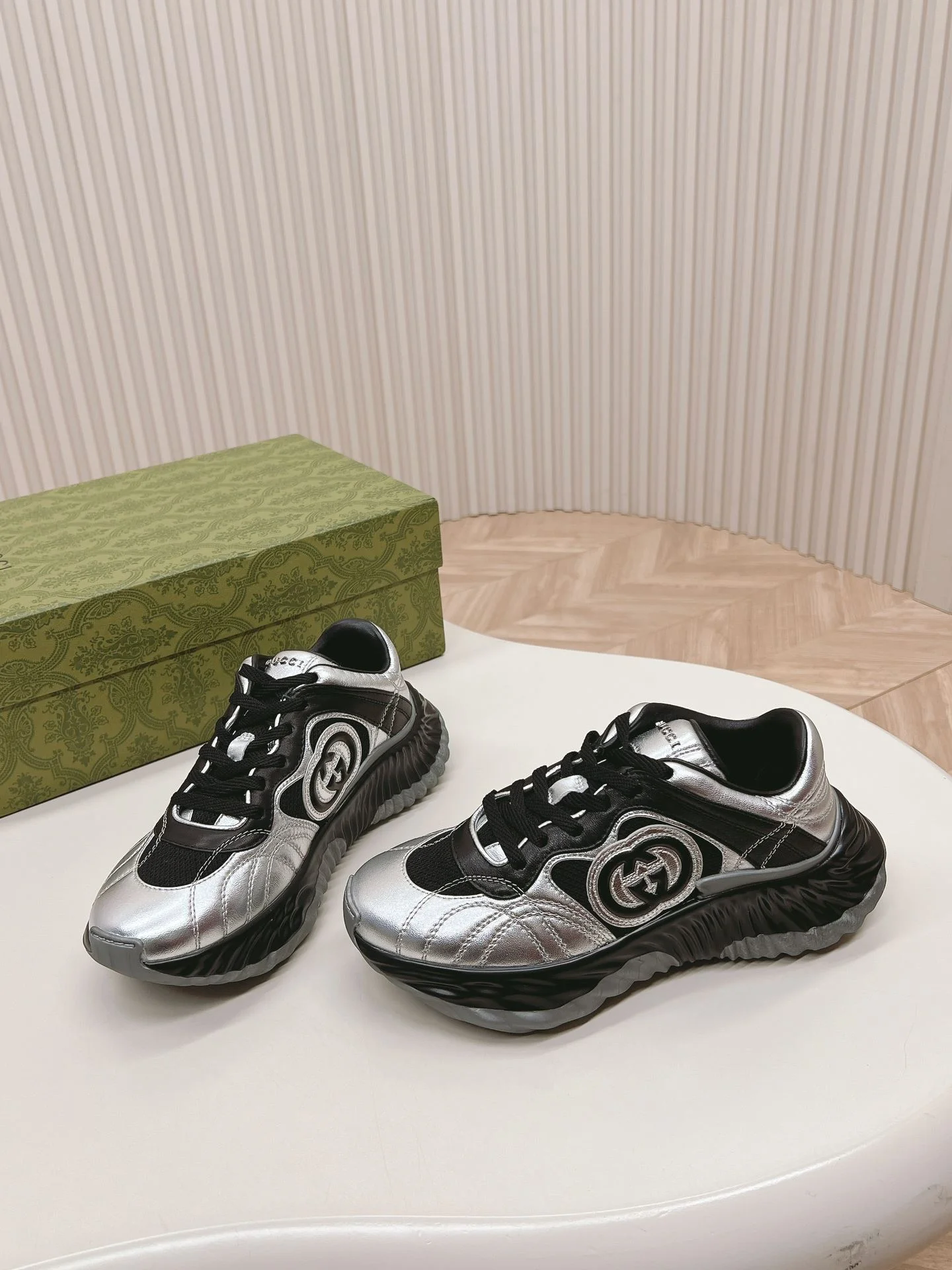 Thermal Gucci Rhyton Shoes 24402
