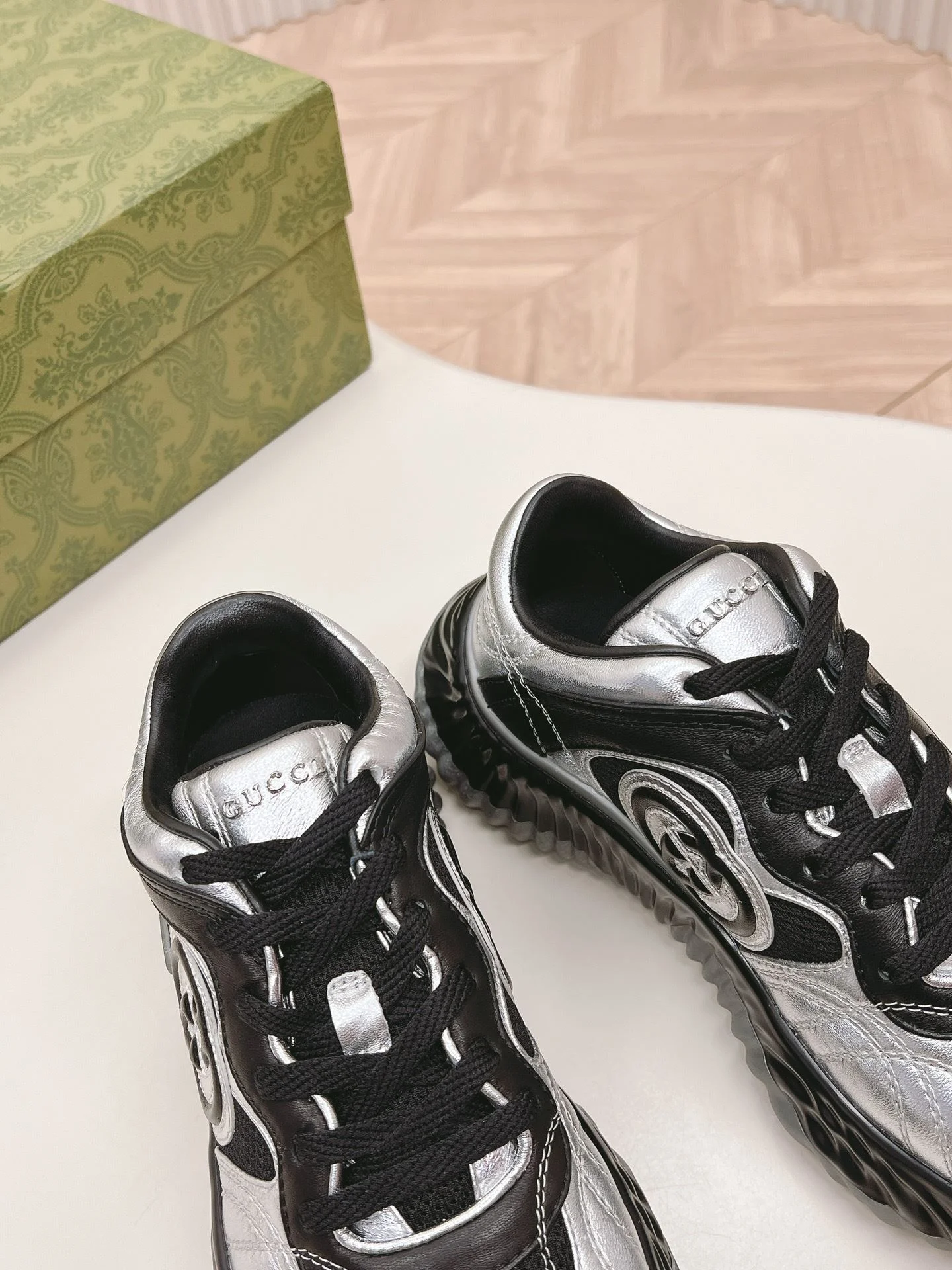 Thermal Gucci Rhyton Shoes 24402