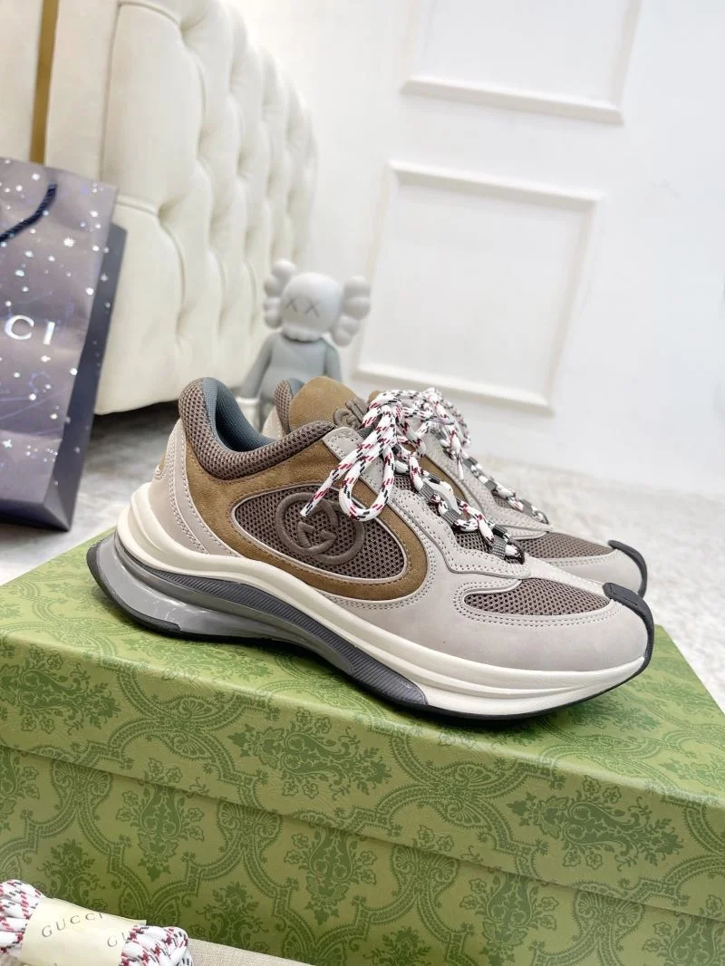Flexible Gucci Rhyton Shoes 24421