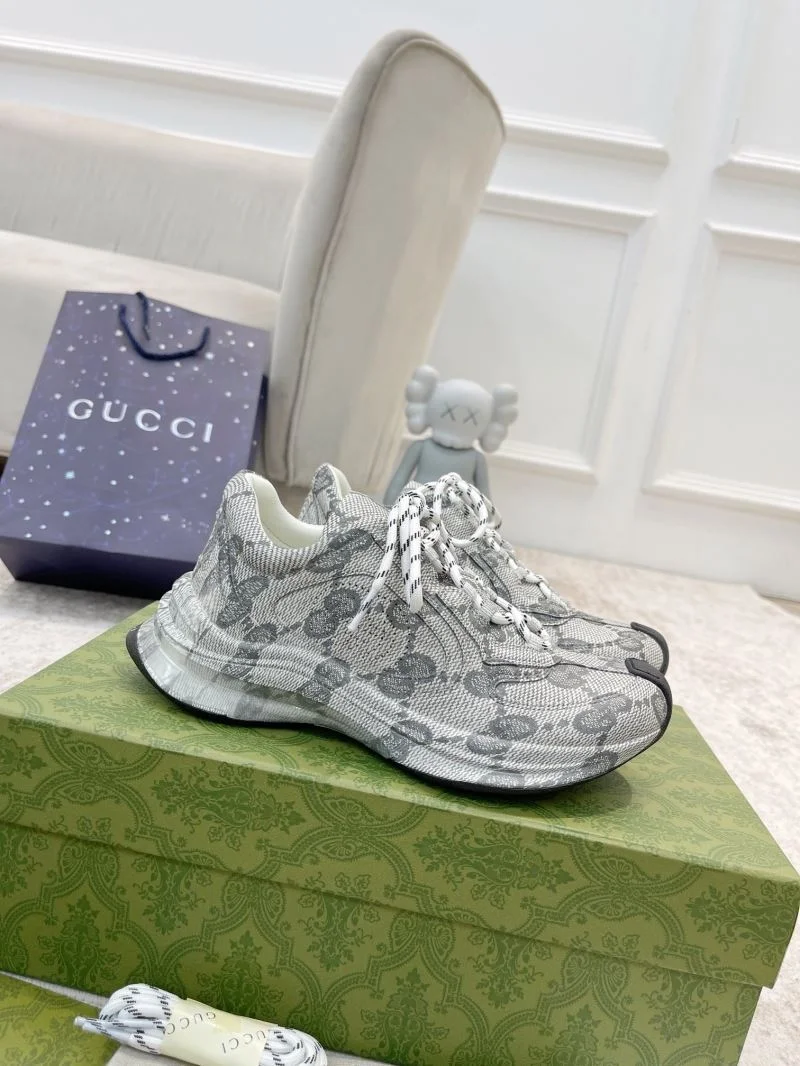 Gucci Rhyton Shoes Breathable 24400