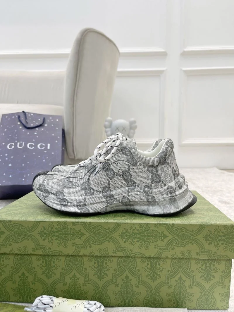 Gucci Rhyton Shoes Breathable 24400