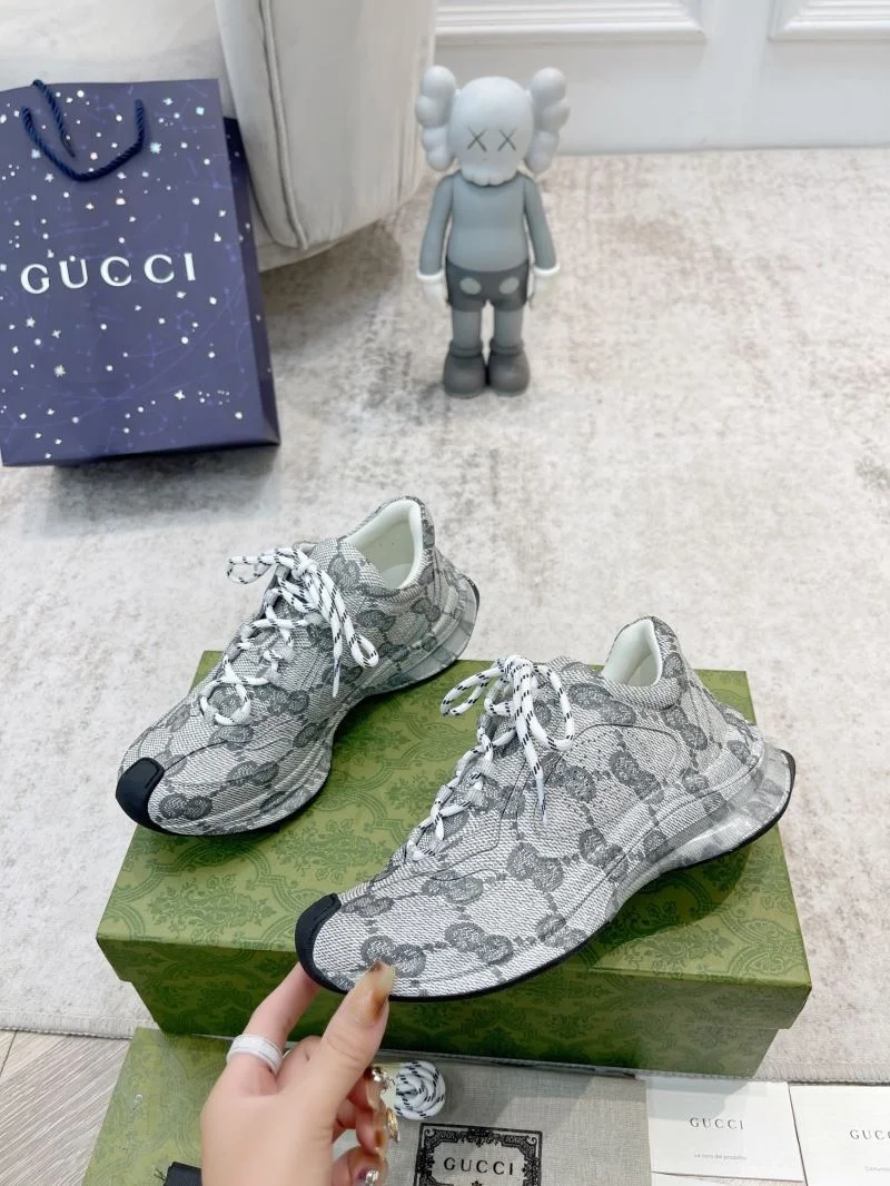 Gucci Rhyton Shoes Breathable 24400