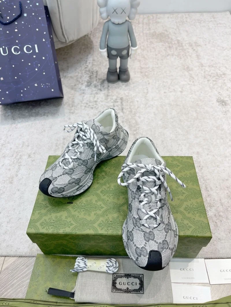 Gucci Rhyton Shoes Breathable 24400
