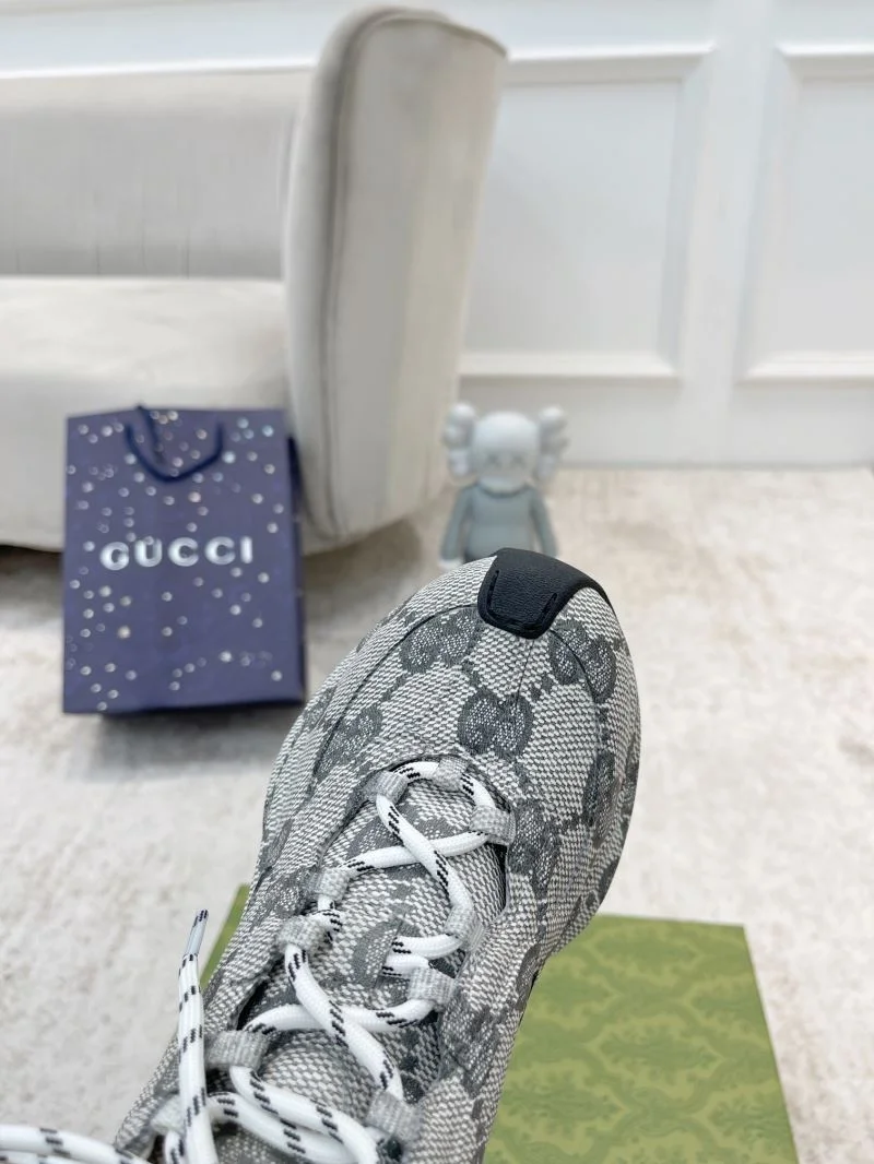Gucci Rhyton Shoes Breathable 24400