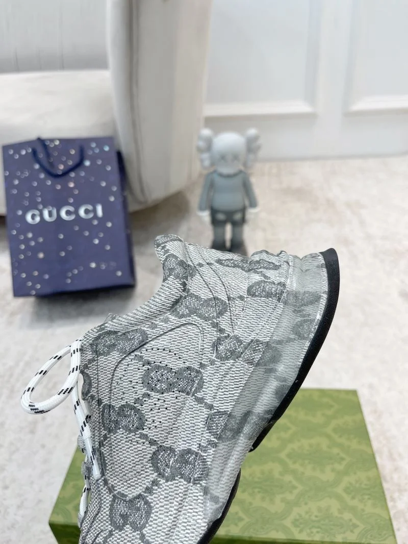 Gucci Rhyton Shoes Breathable 24400
