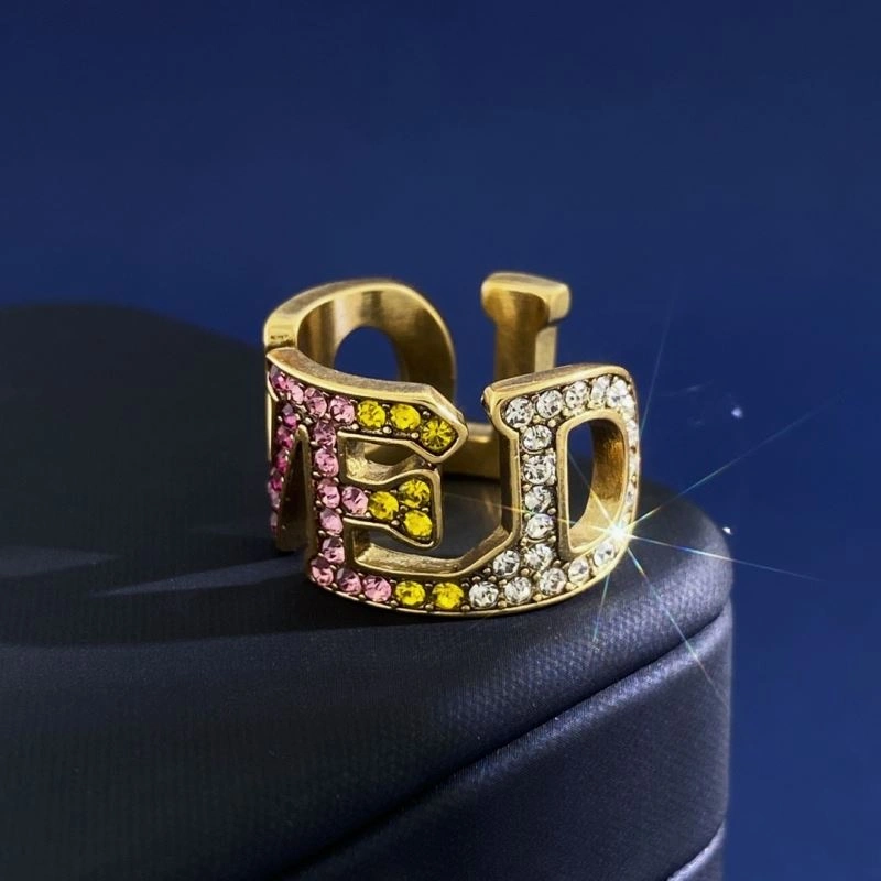 Neat Gucci Rings 246414