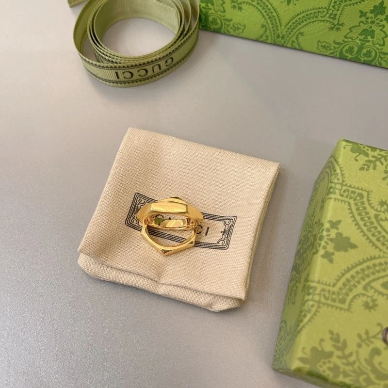 Supportive Gucci Rings 246411