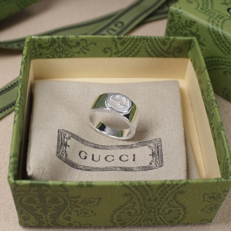Gucci Rings WellDesigned 246405