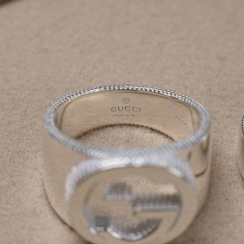 Gucci Rings WellDesigned 246405