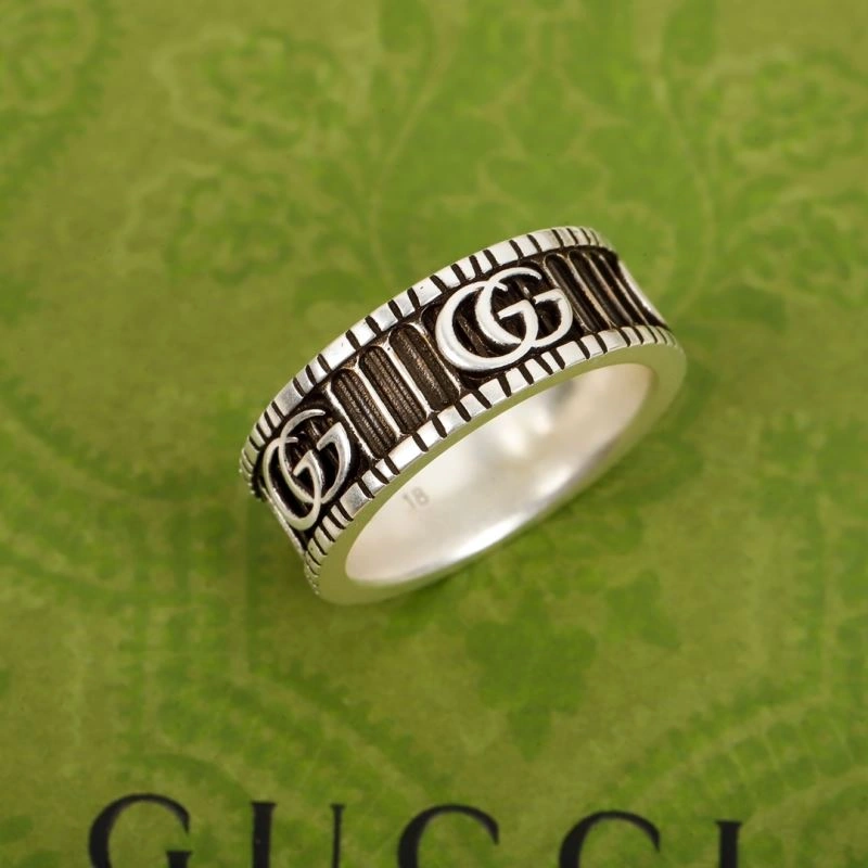 Versatile Gucci Rings 246075