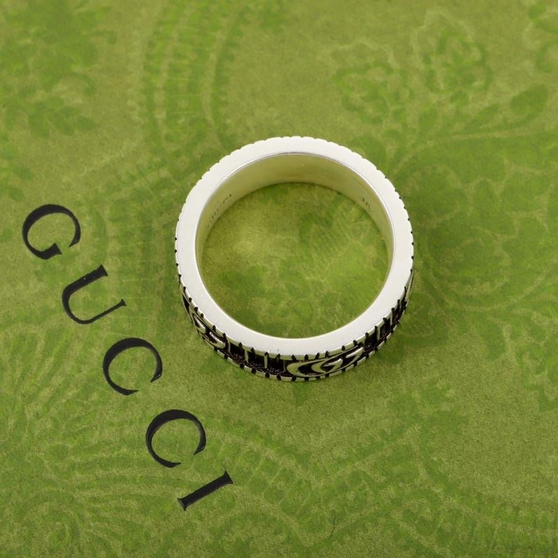 Versatile Gucci Rings 246075