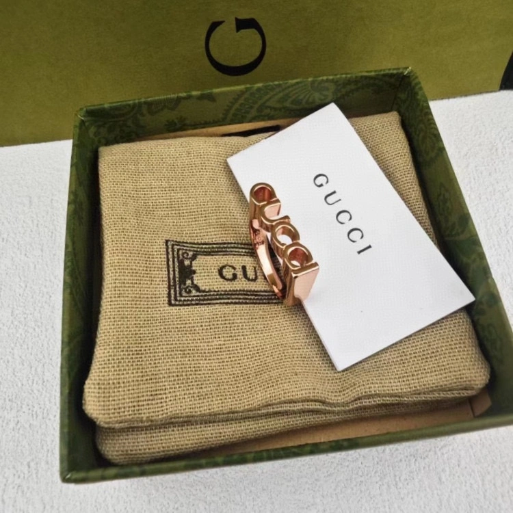 EyeCatching Gucci Rings 244937
