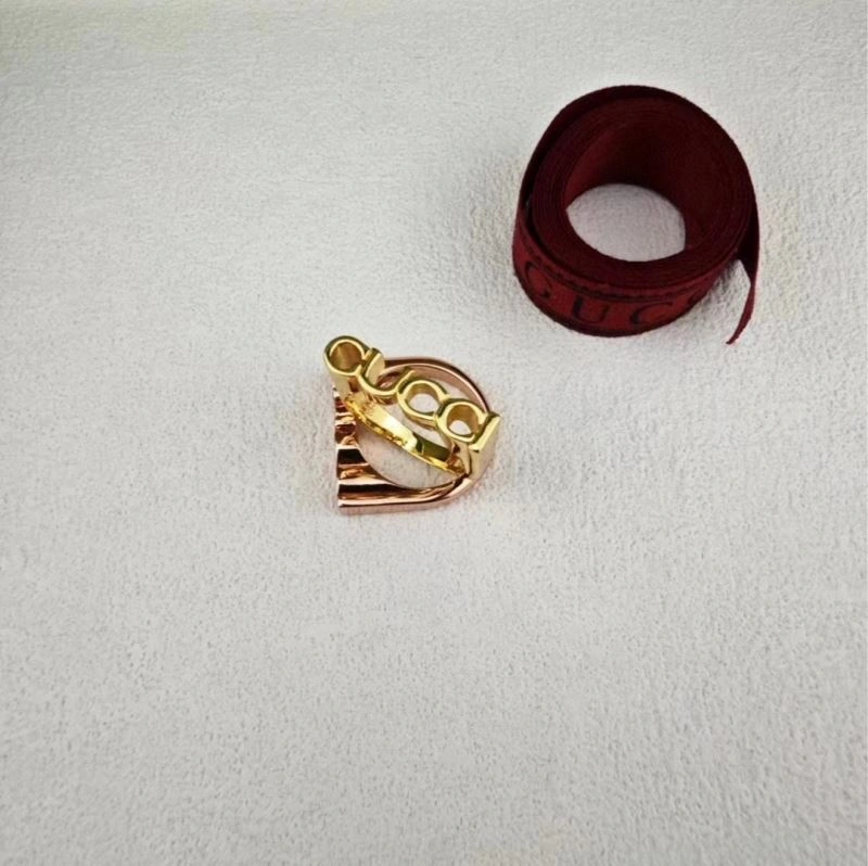 EyeCatching Gucci Rings 244937