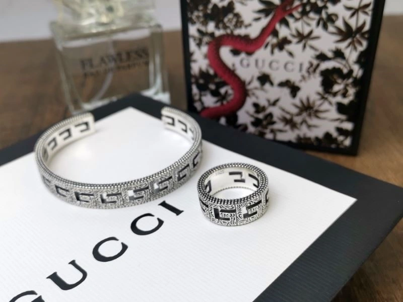 Gucci Rings Lightweight 243501