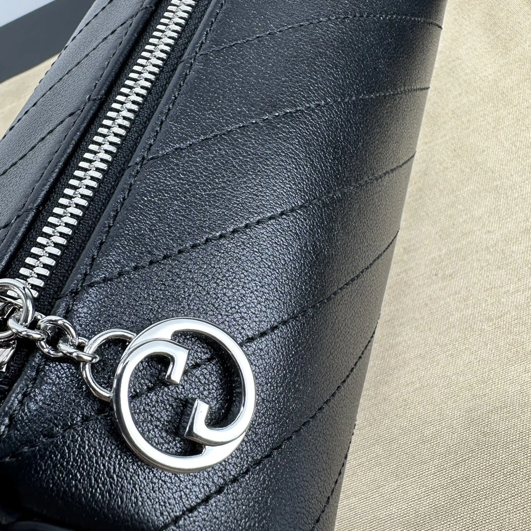 Compact Gucci Round Bags 72537