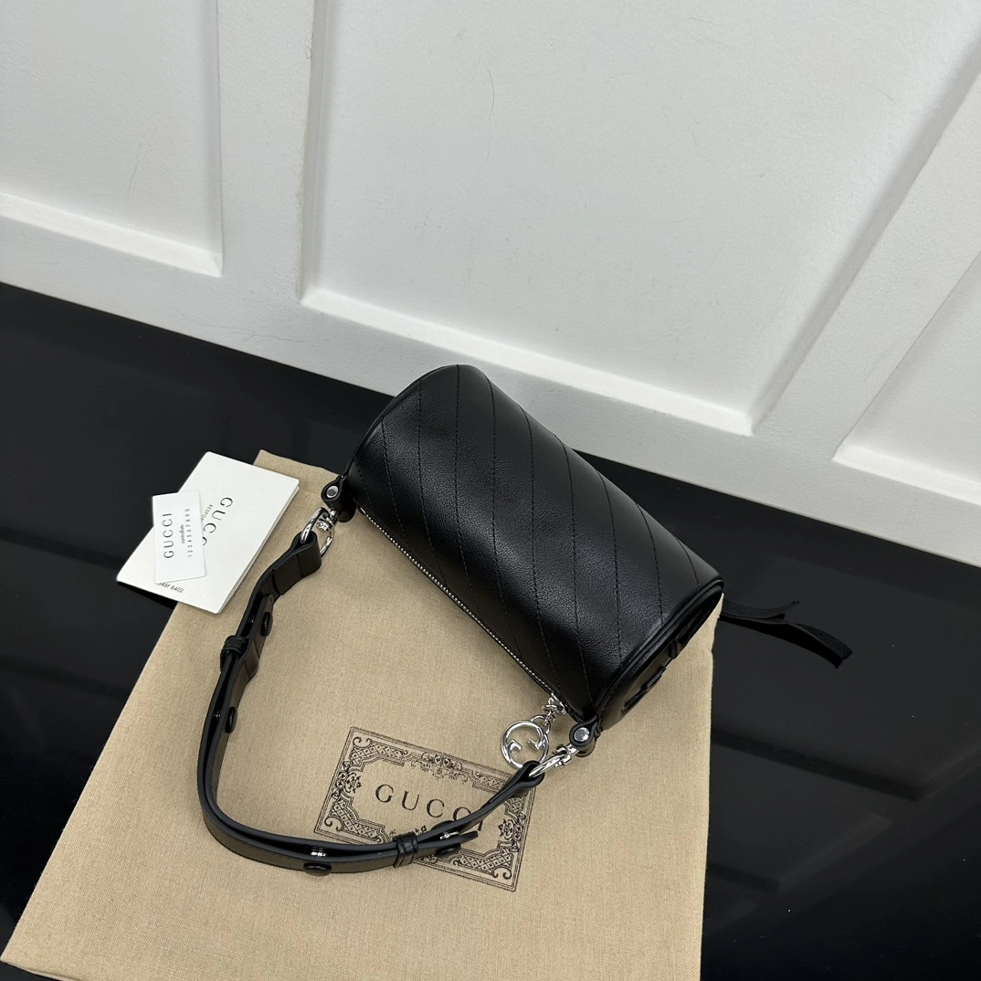 Gucci Round Bags Supportive 72545