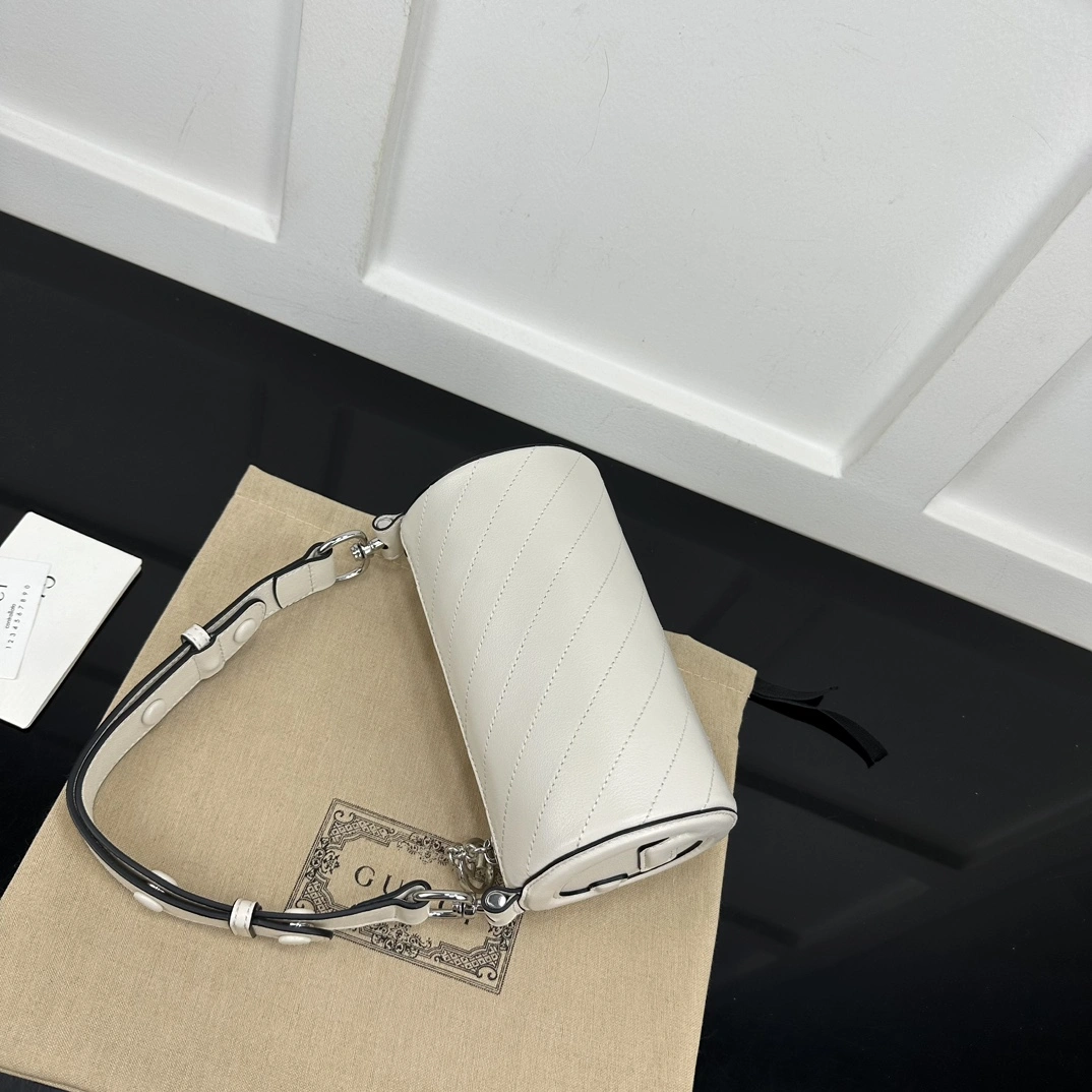 Unique Gucci Round Bags 72534