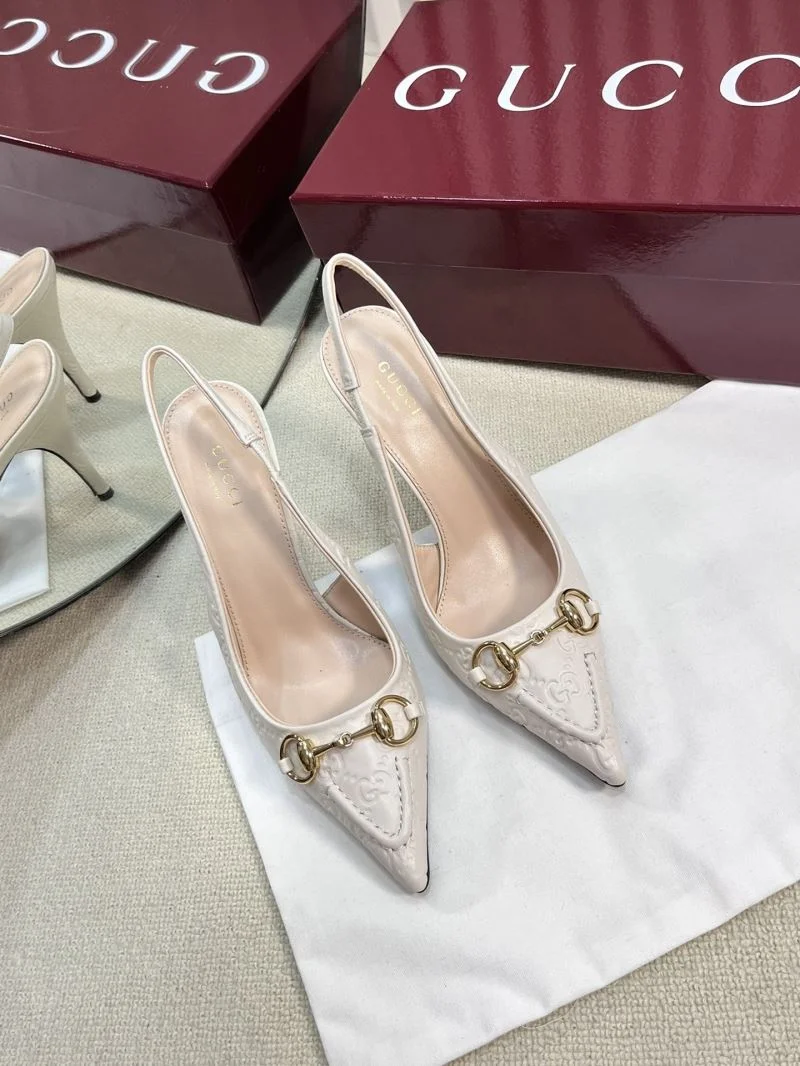 Gucci Sandals Sophisticated 25062