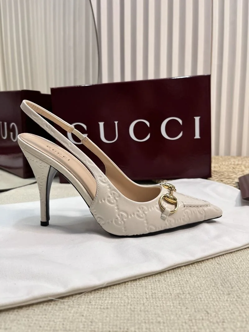 Gucci Sandals Sophisticated 25062