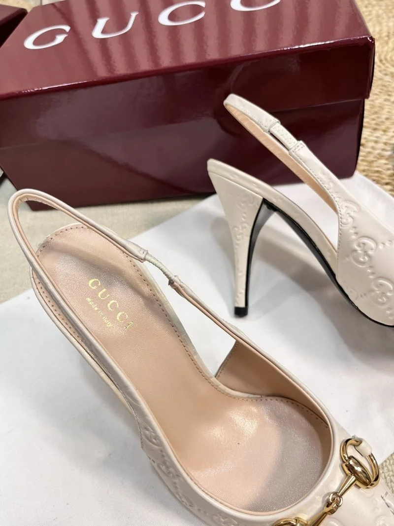 Gucci Sandals Sophisticated 25062