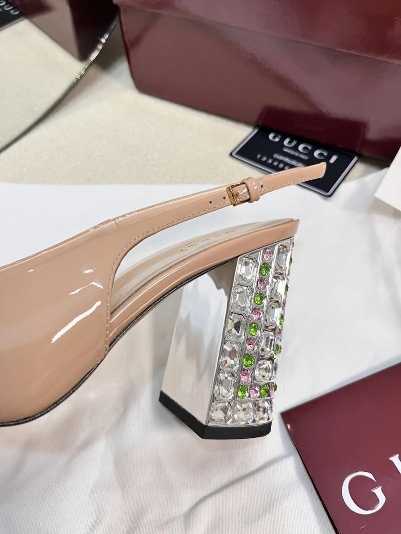 MultiPurpose Gucci Sandals 25046
