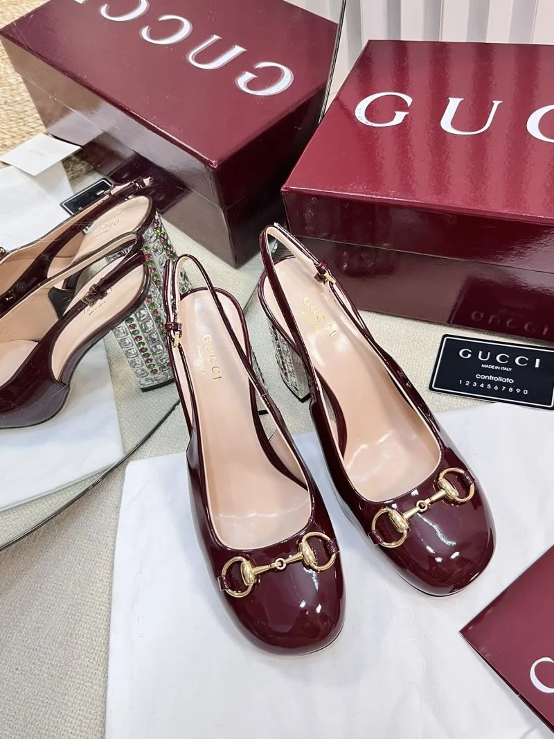 Sophisticated Gucci Sandals 25058
