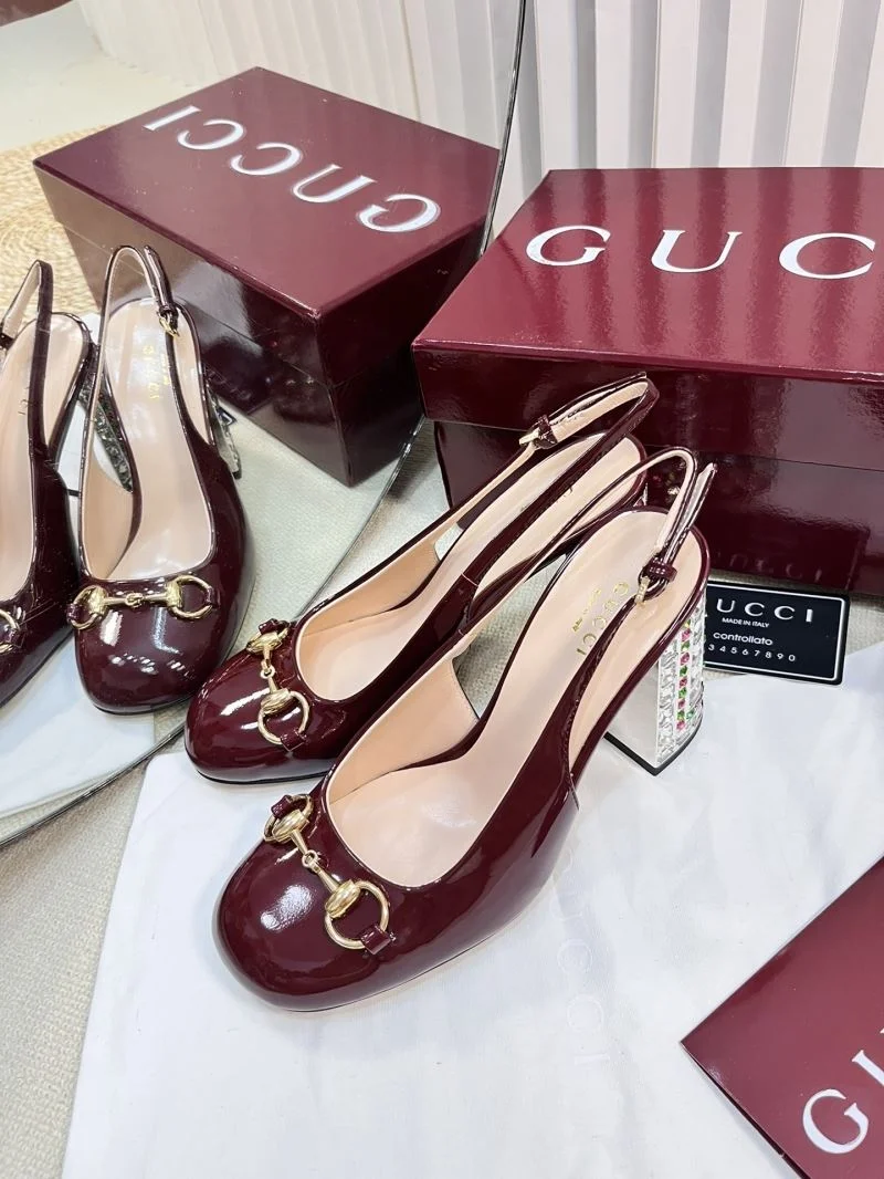 Sophisticated Gucci Sandals 25058