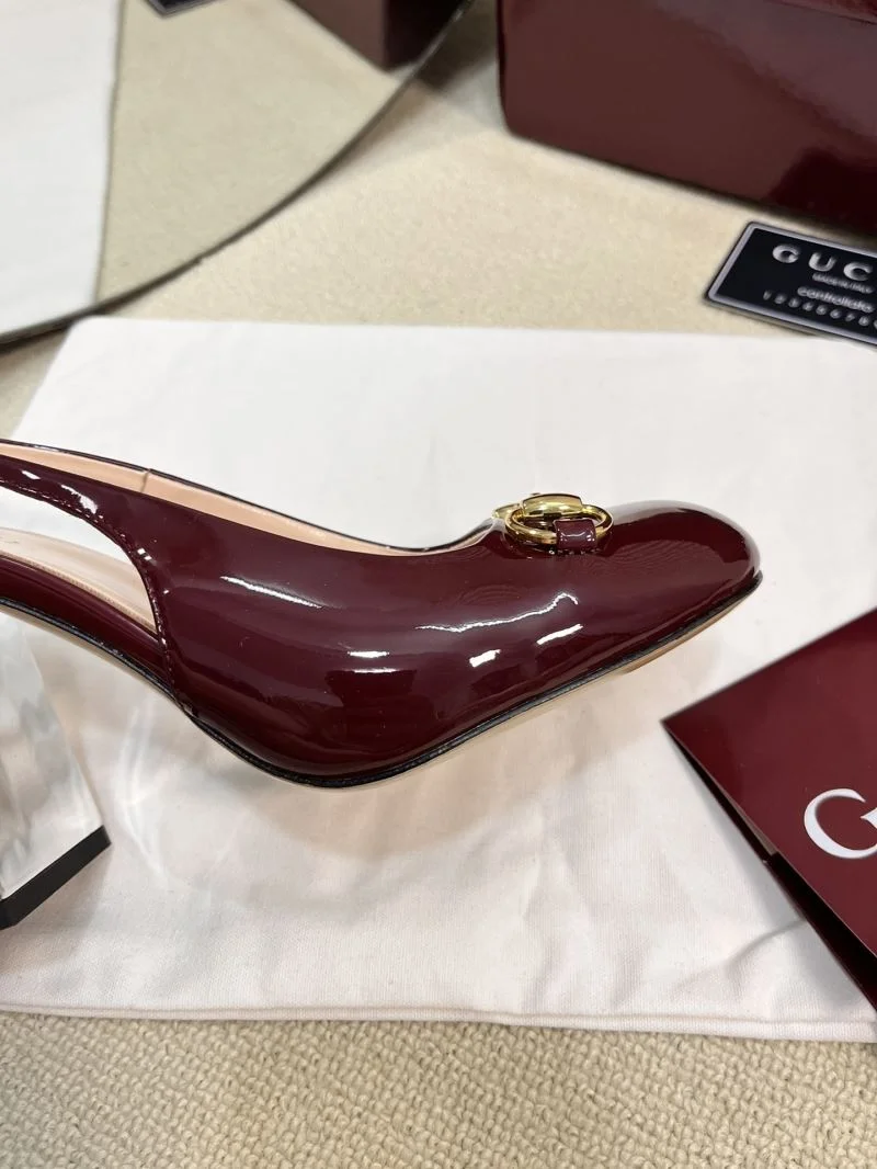Sophisticated Gucci Sandals 25058